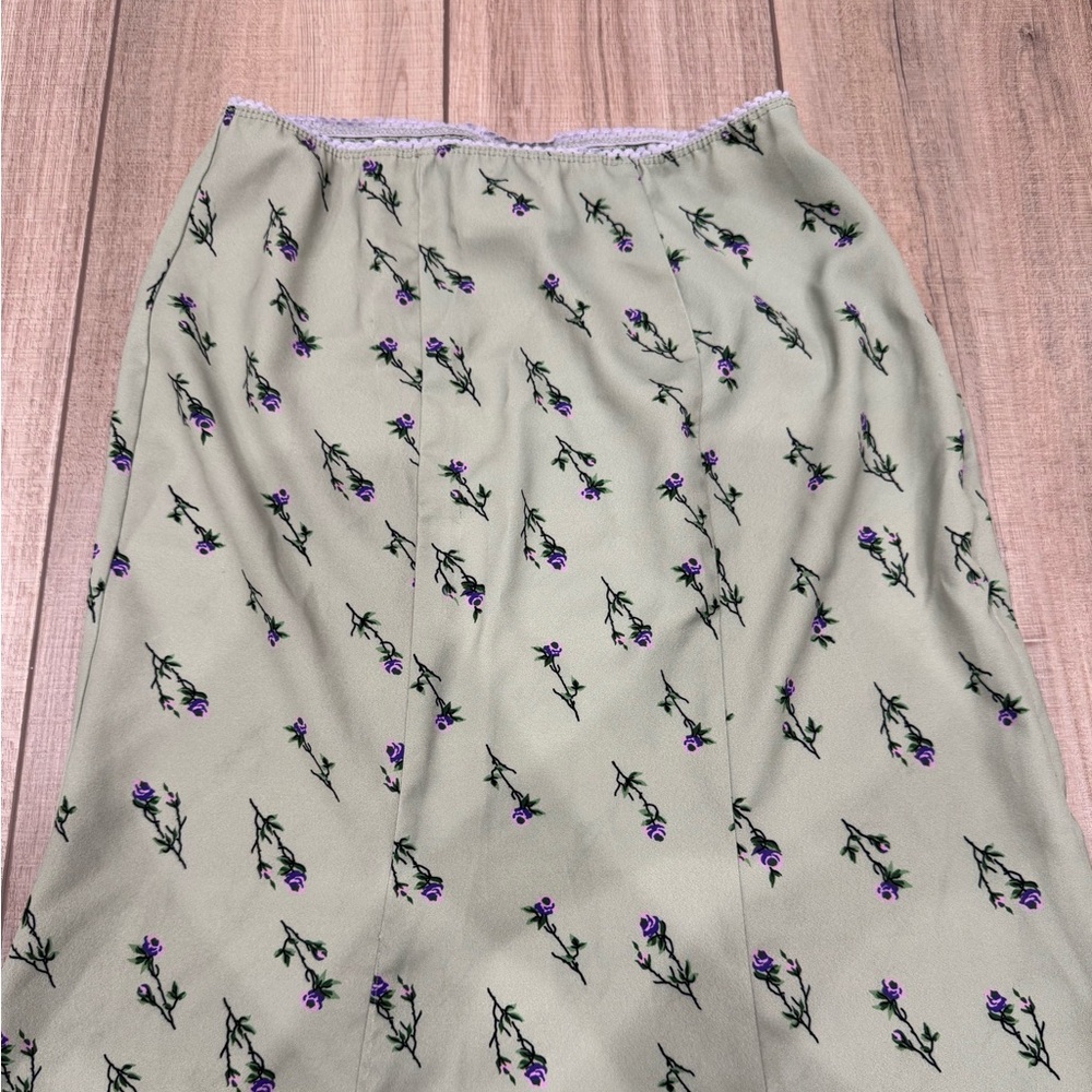 Unif skirt - Picture 3 of 6